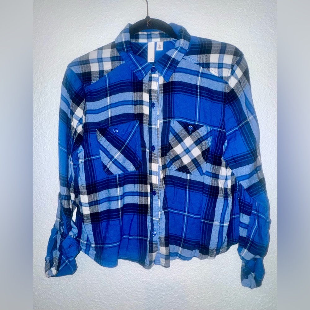 lightwight Flannel plaid waist length shirt